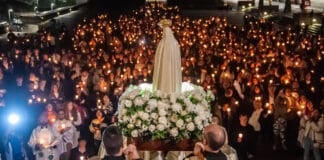 Fatima procession