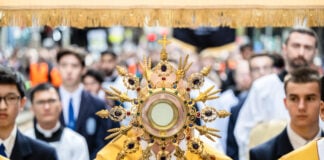 eucharistic procession