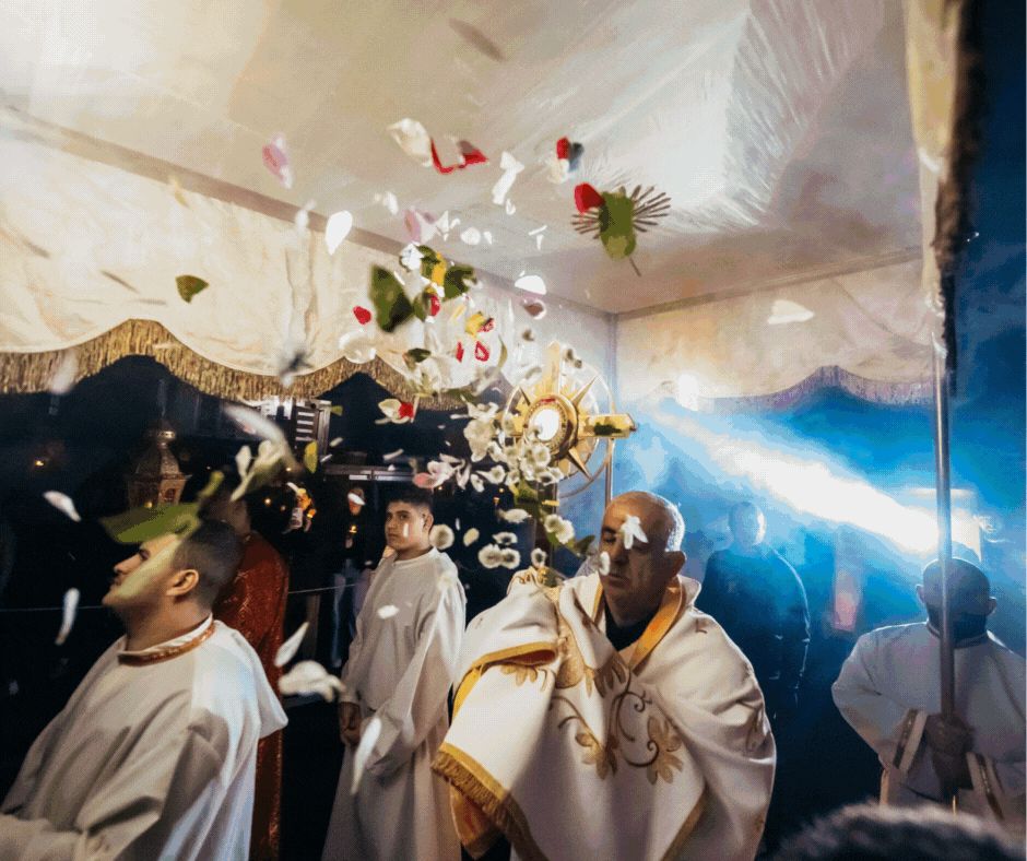 Record number of parishioners gather for Corpus Christi celebration in Punchbowl