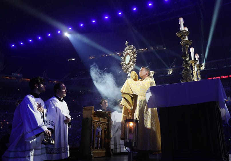 First “perpetual pilgrims” describe how Eucharistic pilgrimage changed their lives