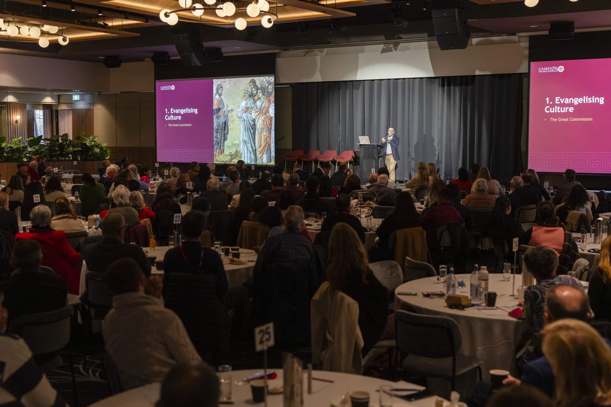Holy Shroud conference in Australia blends science, faith, and history